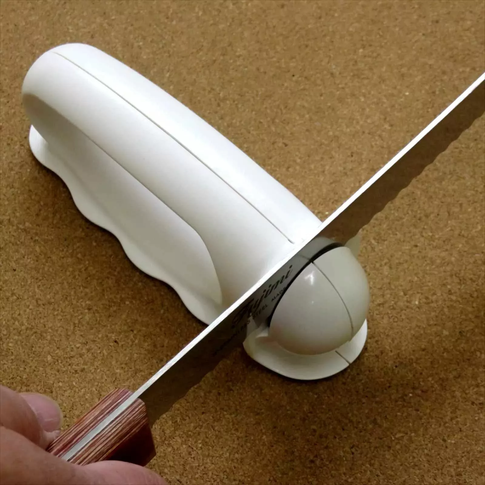 KAI Ostrzałka Ręczna AP-0163 do Noży Ząbkowanych