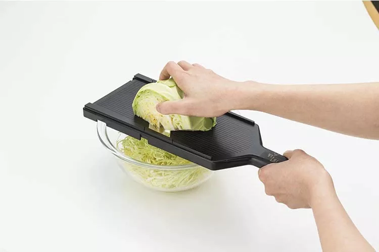 KAI Szatkownica Mandolina DH-3304 do Kapusty, Szeroka, 37 cm